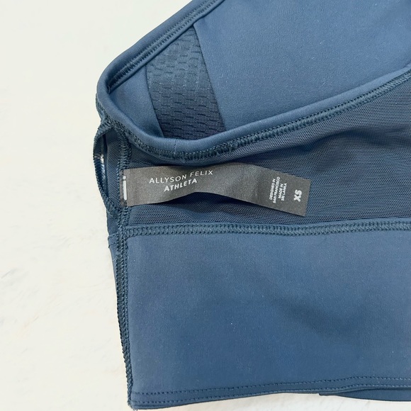 Athleta Allyson Felix Legend Sports Bra Size XS - Picture 9 of 9